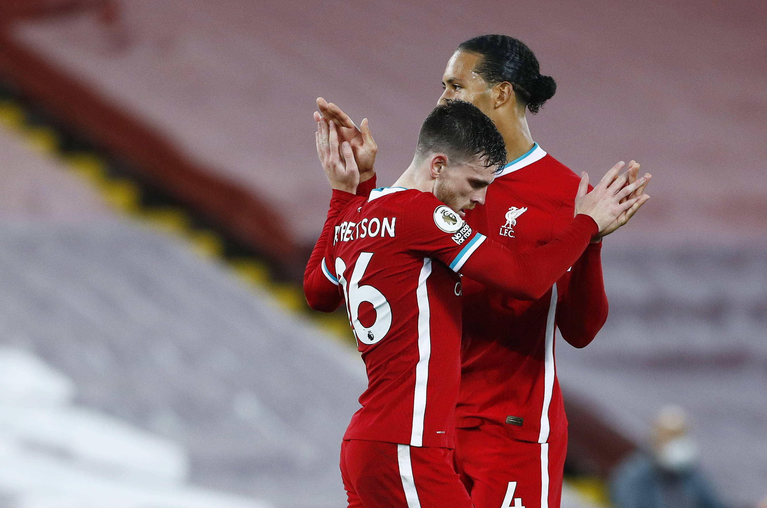 与其他球员 与其他球员